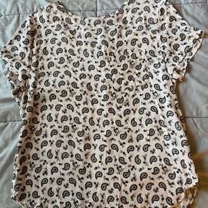 🔥3/$18 * Short sleeved blouse